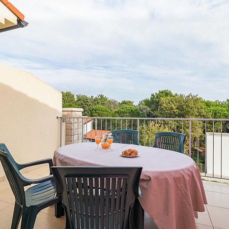 Residence Kamenjak Runke Premantura Bagian luar foto