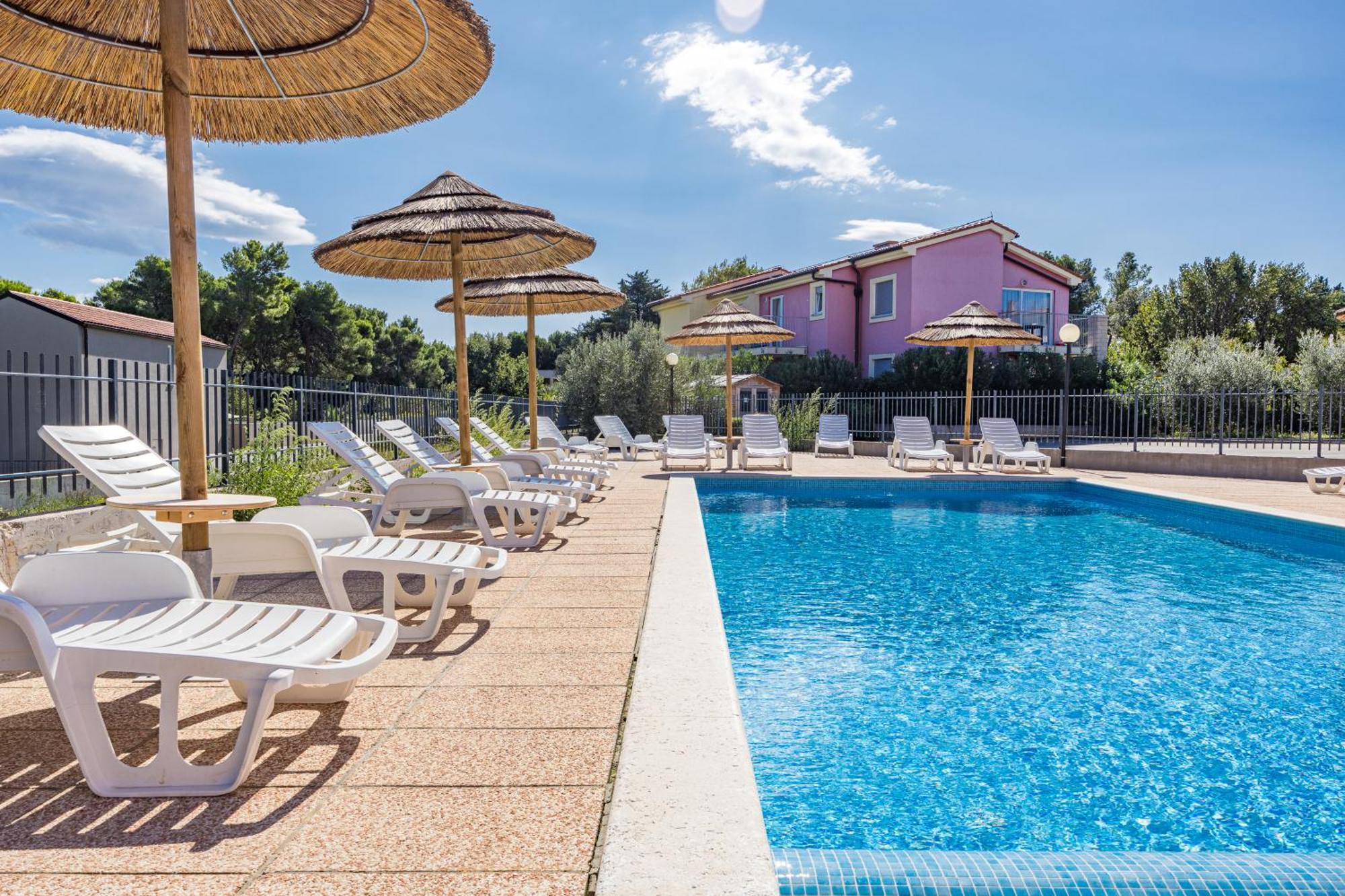 Residence Kamenjak Runke Premantura Bagian luar foto